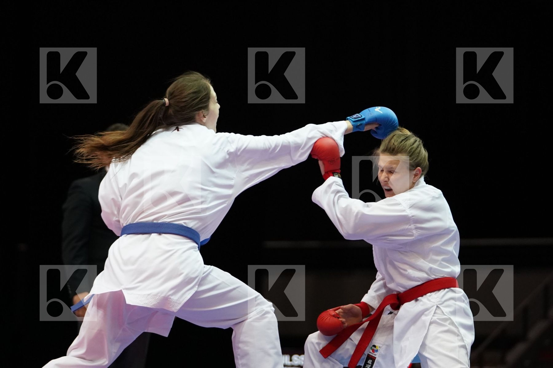 ANNA-JOHANNA NILSSON (SWE) VS VIKTORIA PILLAROVA (SLOVAKIA) in Senior Kumite -61 Kg - Bronze bout