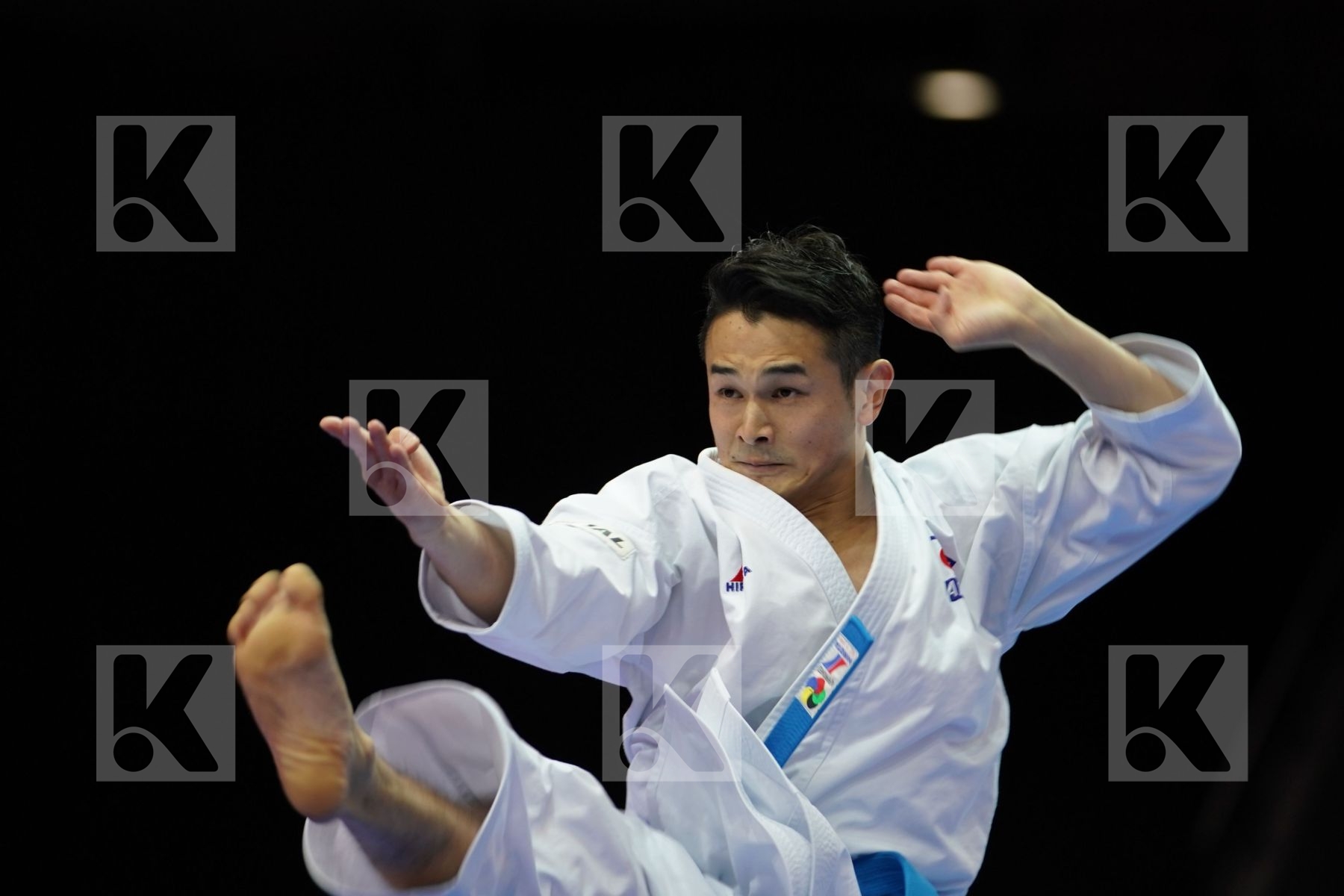 ISSEI SHIMBABA (JAPAN) in Senior Male Kata - Bronze bout