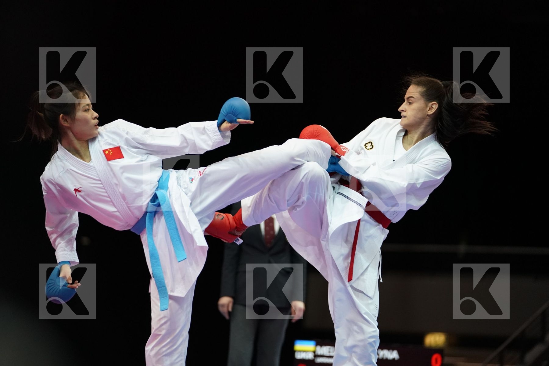 HALYNA MELNYK (UKRAINE) VS GONG LI (CHN) in Senior Kumite -68 Kg - Bronze bout