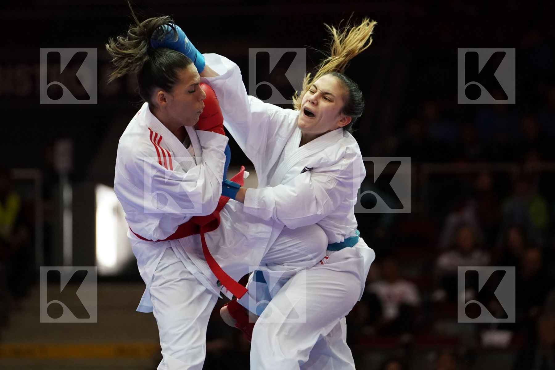 LORENA BUSA (ITALY) VS IVET GORANOVA (BULGARIA) in Senior Kumite -55 Kg - Bronze bout