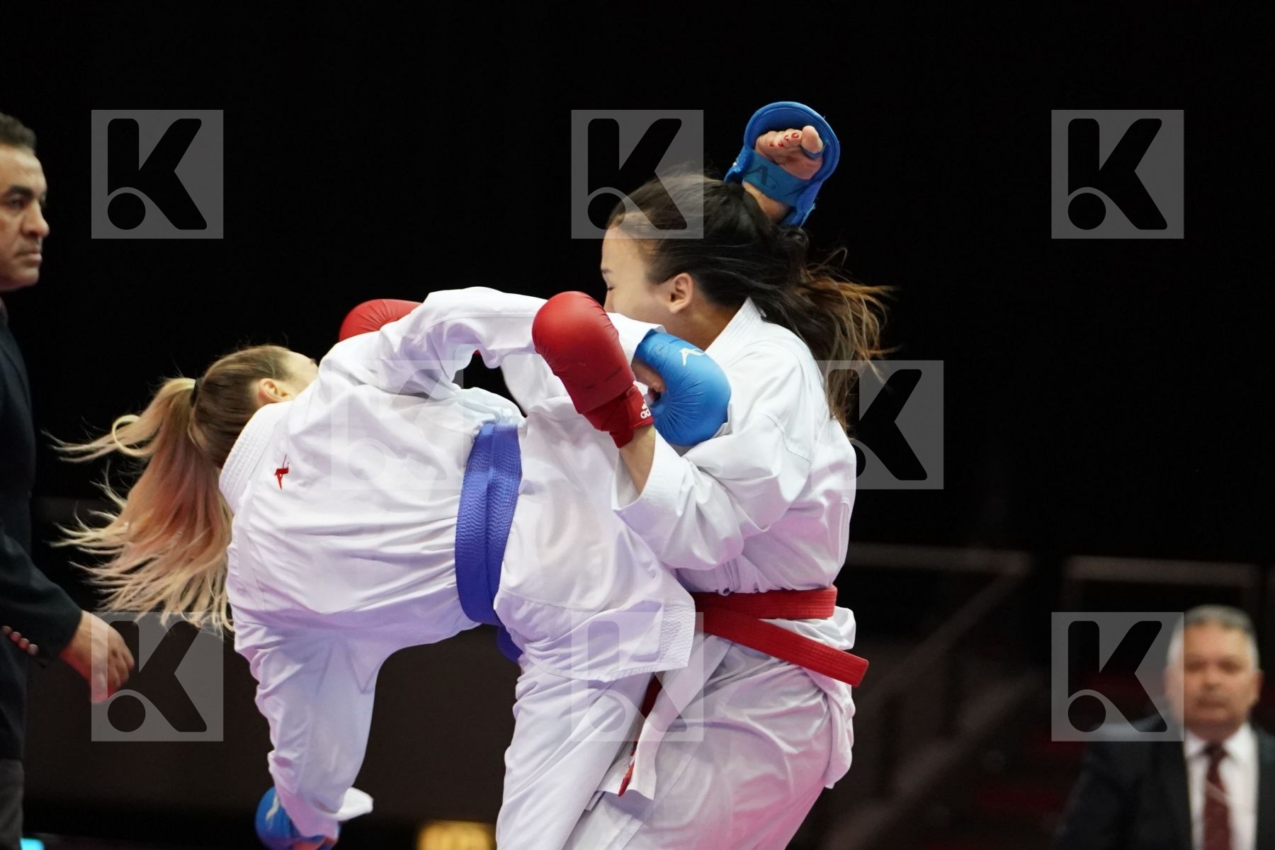 SABINA ZAKHAROVA (KAZAKHSTAN) VS ANZHELIKA TERLIUGA (UKRAINE) in Junior Kumite Male -55 Kg - Bronze bout