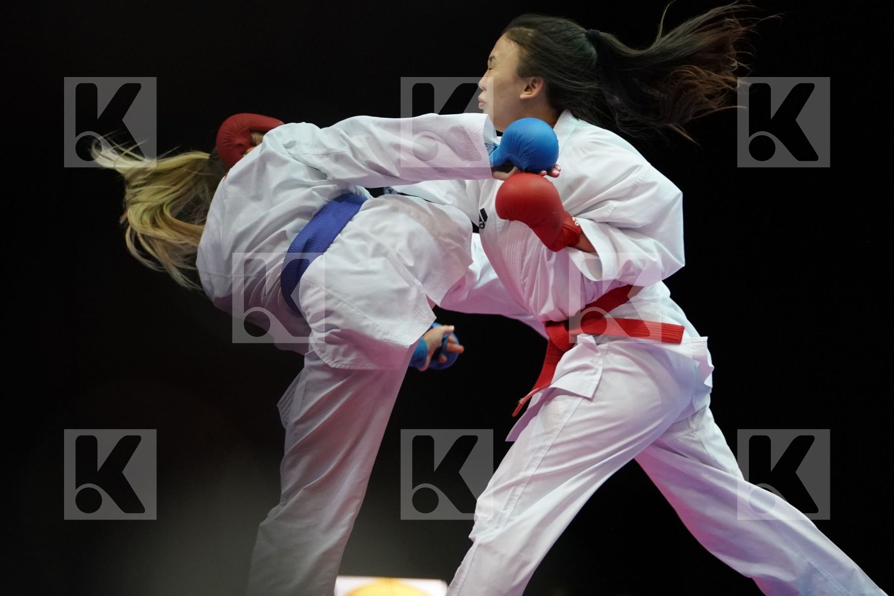 SABINA ZAKHAROVA (KAZAKHSTAN) VS ANZHELIKA TERLIUGA (UKRAINE) in Junior Kumite Male -55 Kg - Bronze bout