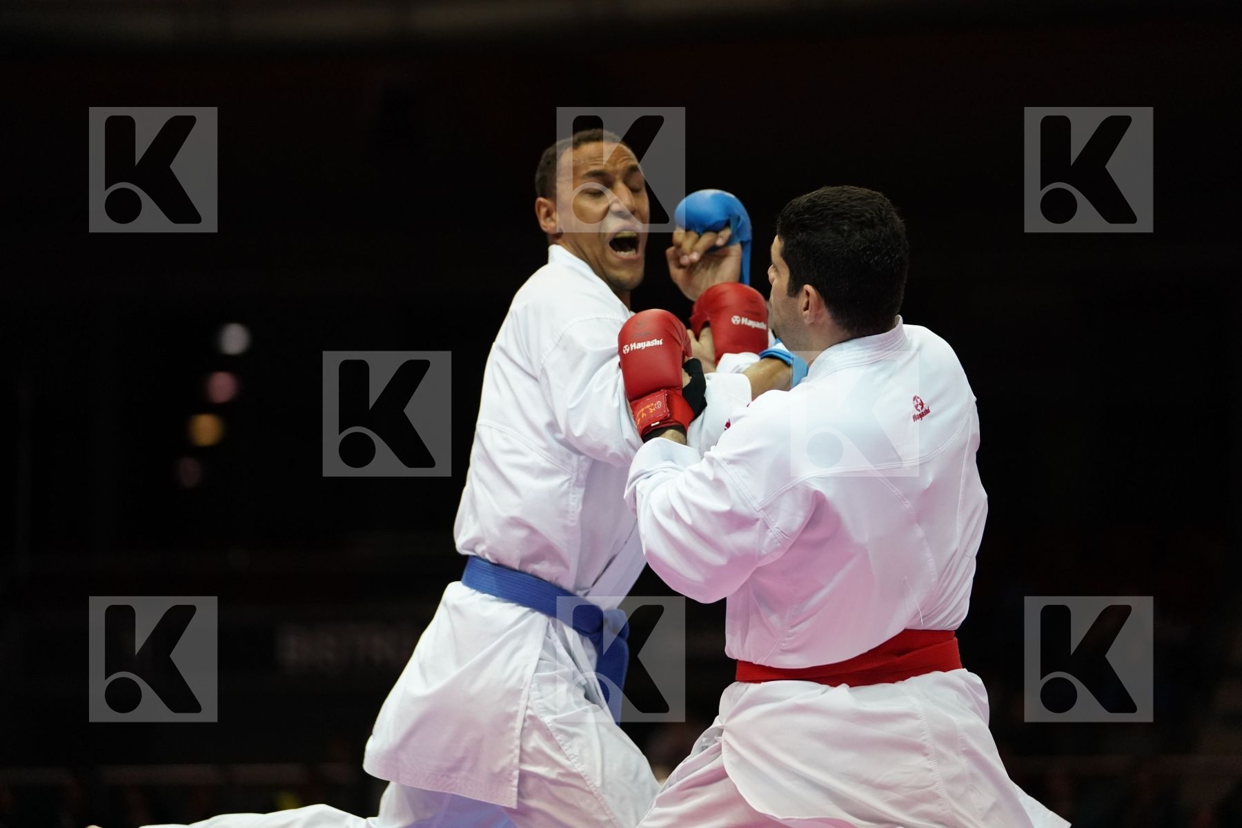 SAMAN HEYDARI  (ISLAMIC REPUBLIC OF IRAN) VS JONATHAN HORNE (GERMANY) in Senior Kumite 84+ Kg - Bronze bout