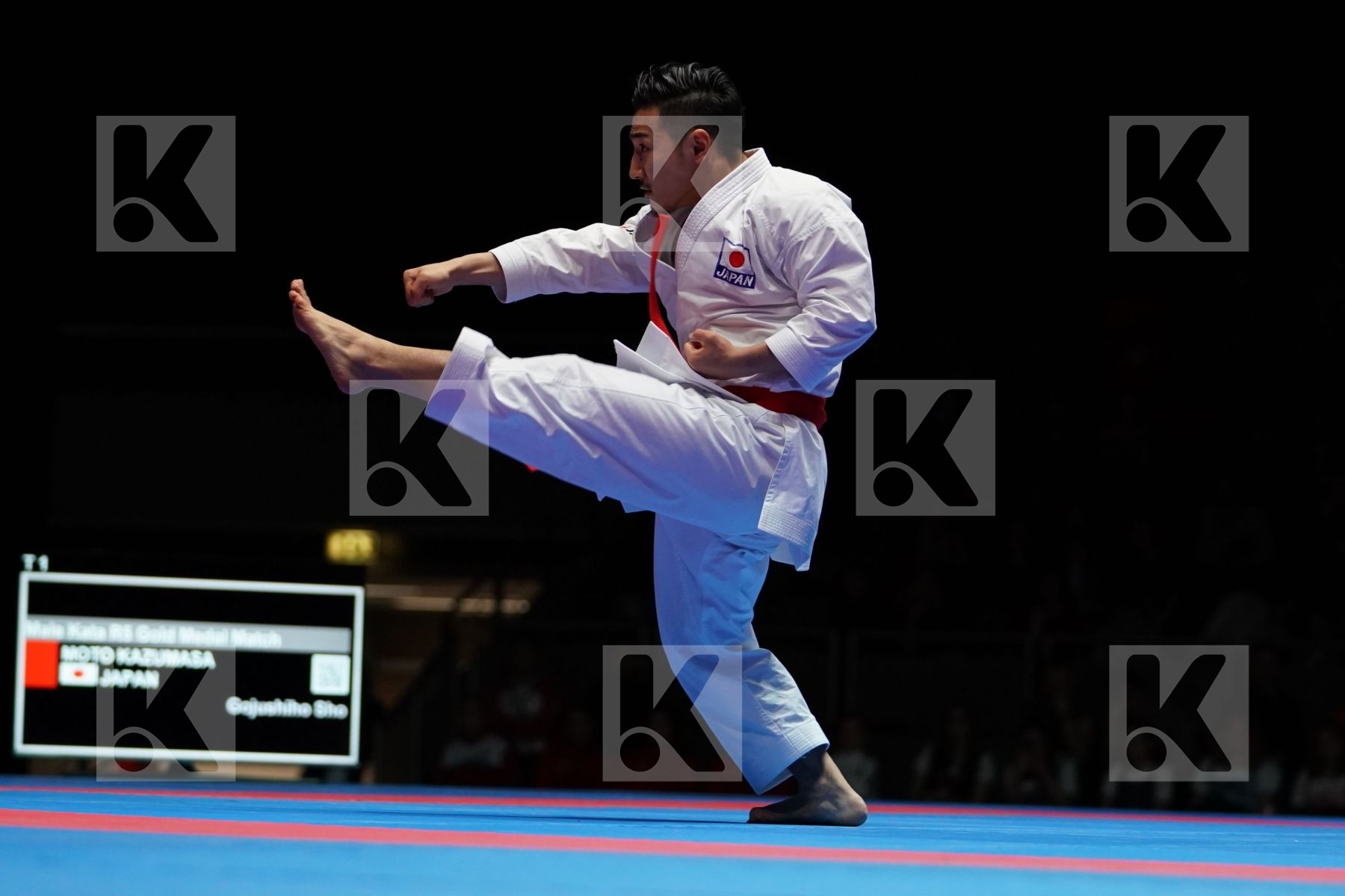 KAZUMASA MOTO (JAPAN) in Senior Male Kata - Gold bout