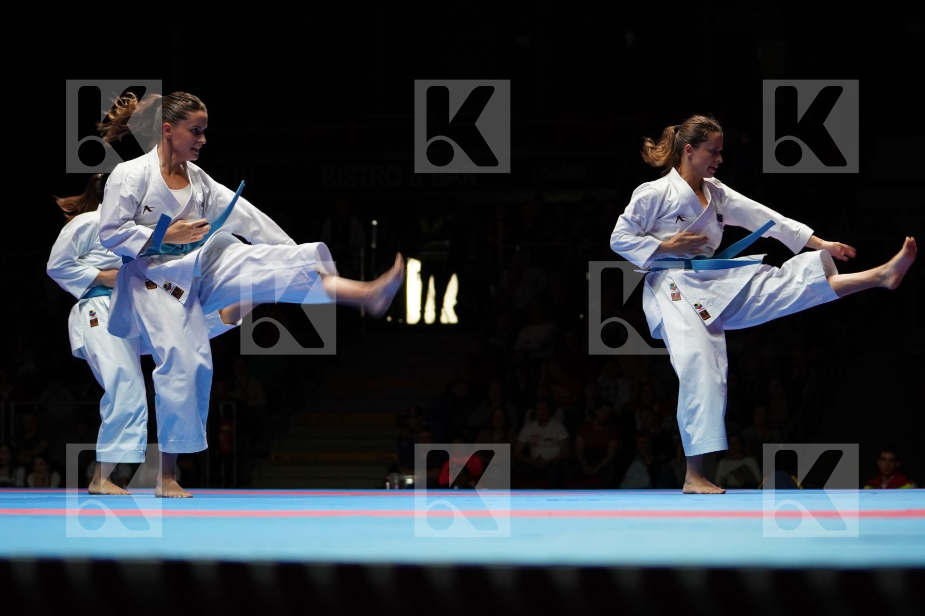 AUSTRALIA (DIMOSKA, DIMOSKA, KAMCHESKA) in Senior Team Female Kata - Gold bout