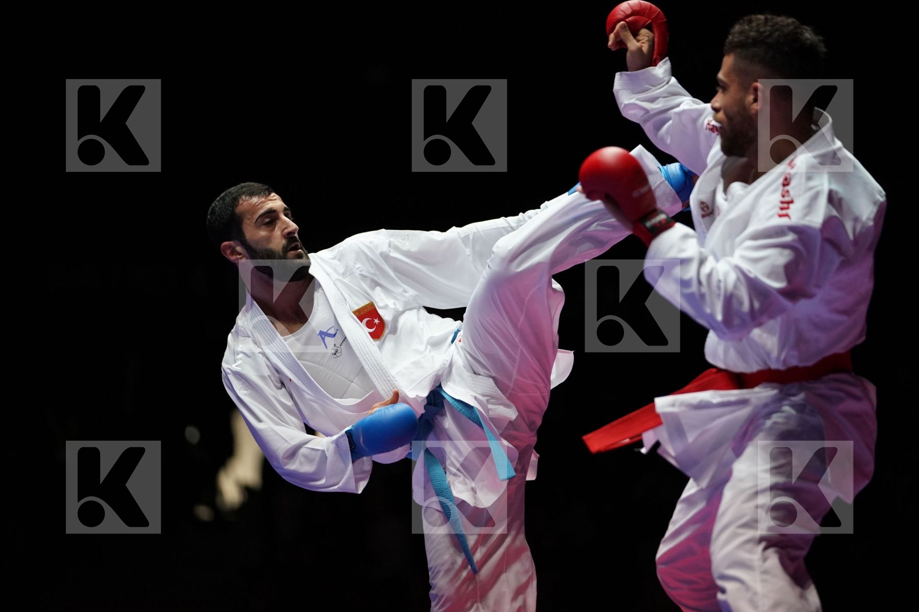 MAHDI KHODABAKHSHI (ISLAMIC REPUBLIC OF IRAN) VS UGUR AKTAS (TURKEY) in Senior Kumite 84+ Kg - Gold bout