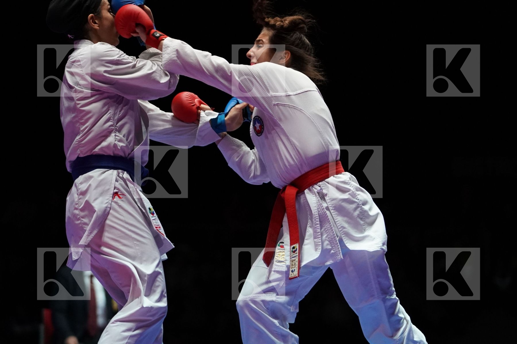 VALENTINA TORO MENESES (CHILE) VS TARAVAT KHAKSAR (ISLAMIC REPUBLIC OF IRAN) in Senior Kumite -55 Kg - Gold bout