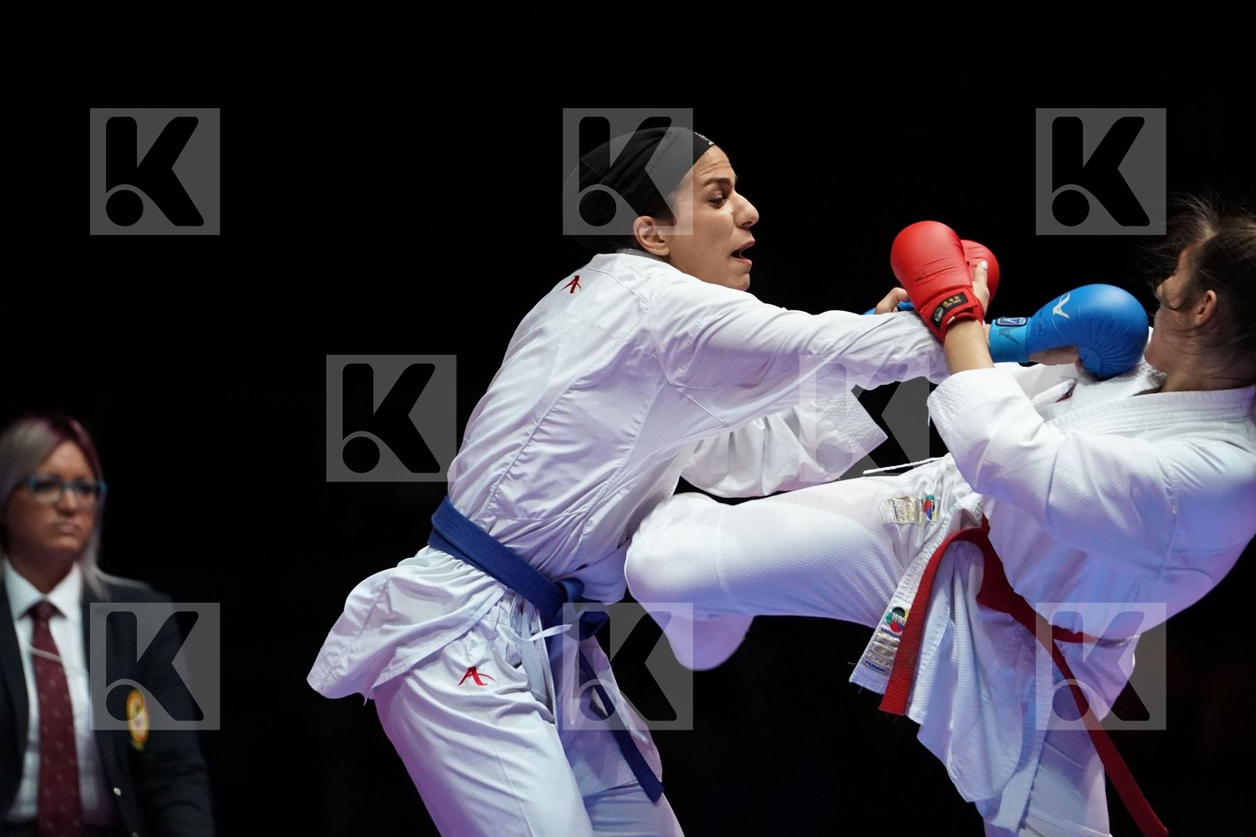 VALENTINA TORO MENESES (CHILE) VS TARAVAT KHAKSAR (ISLAMIC REPUBLIC OF IRAN) in Senior Kumite -55 Kg - Gold bout