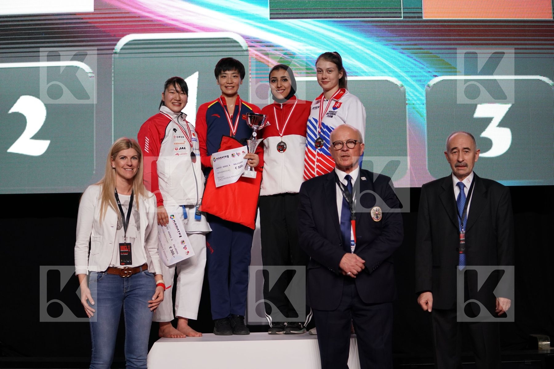 YIN XIAOYAN (CHINA), YUKI KUJURO (JAPAN), GIANA LOTFY (EGYPT), VIKTORIA PILLAROVA (SLOVAKIA) in Senior Kumite -61 Kg - podium ceremony