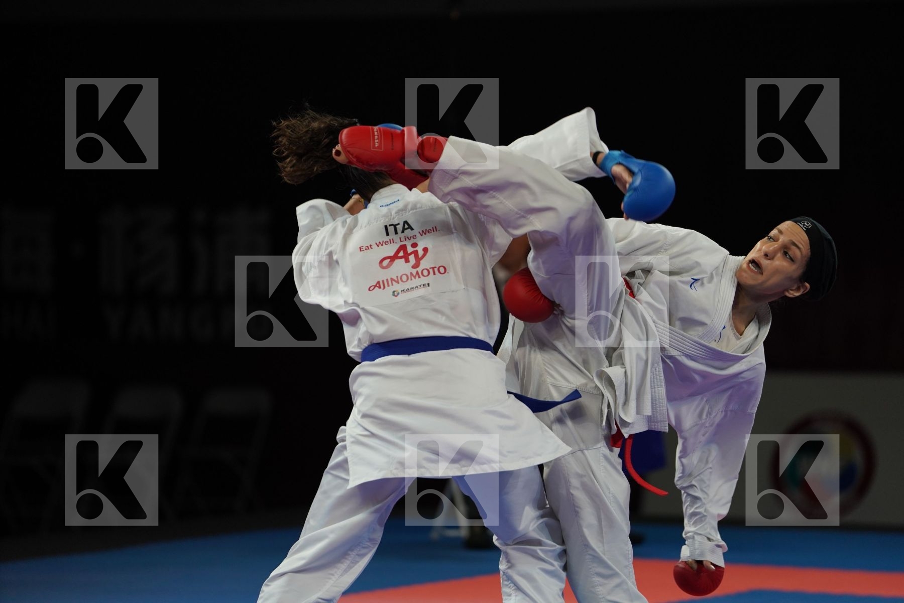 KHAKSAR TRAVAT (ISLAMIC REPUBLIC OF IRAN) vs BUSA LORENA (ITALY) in Senior Kumite -55 Kg - Bronze bout