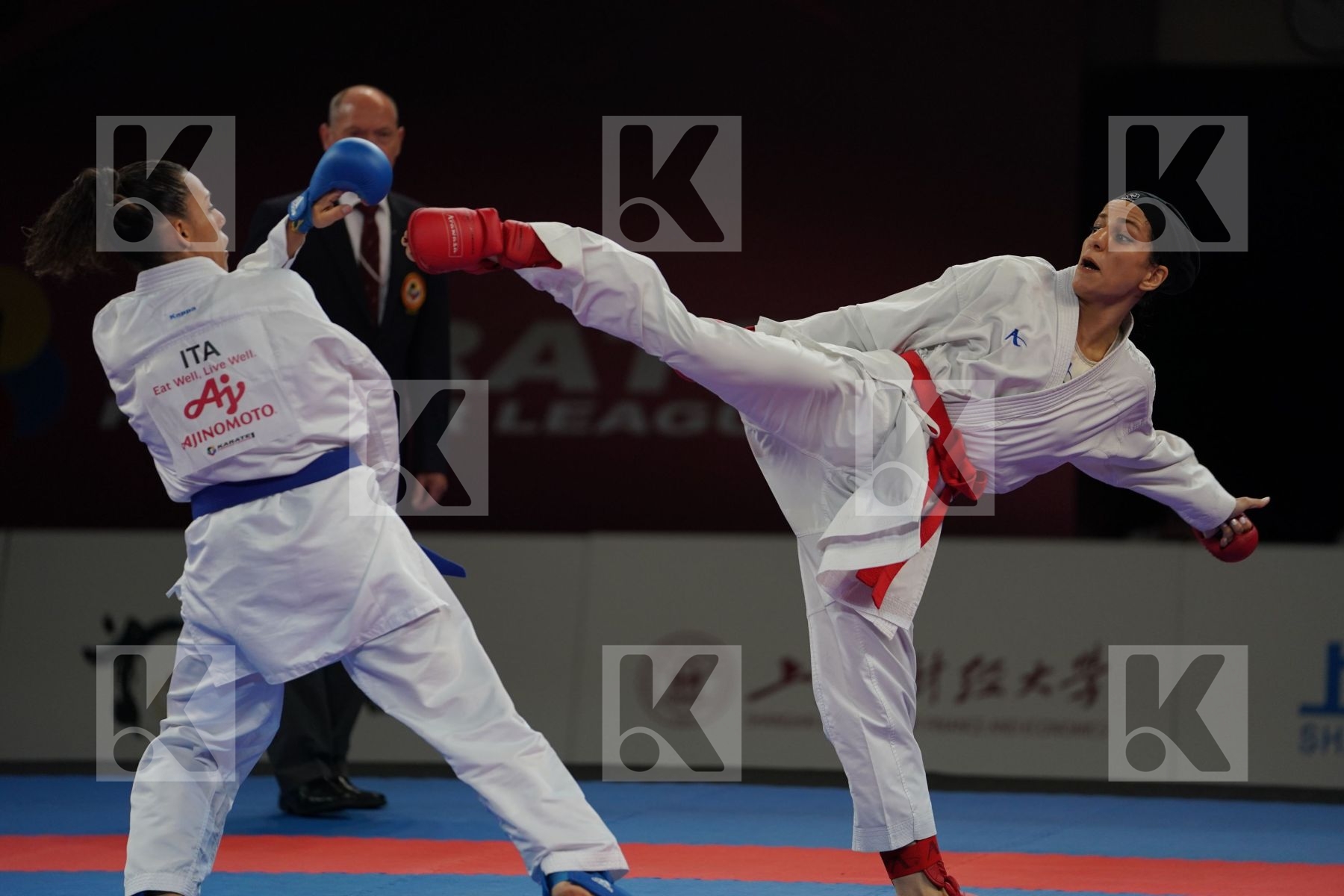 KHAKSAR TRAVAT (ISLAMIC REPUBLIC OF IRAN) vs BUSA LORENA (ITALY) in Senior Kumite -55 Kg - Bronze bout