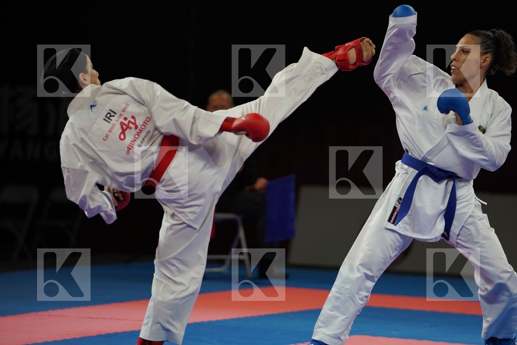 KHAKSAR TRAVAT (ISLAMIC REPUBLIC OF IRAN) vs BUSA LORENA (ITALY) in Senior Kumite -55 Kg - Bronze bout