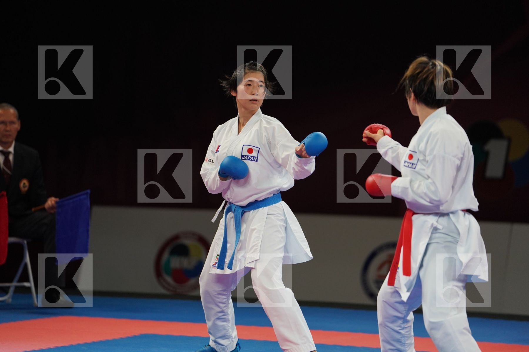 MORIGUCHI AYAMI (JAPAN) vs SOMEYA MAYUMI (JAPAN) in Senior Kumite -61 Kg - Bronze bout
