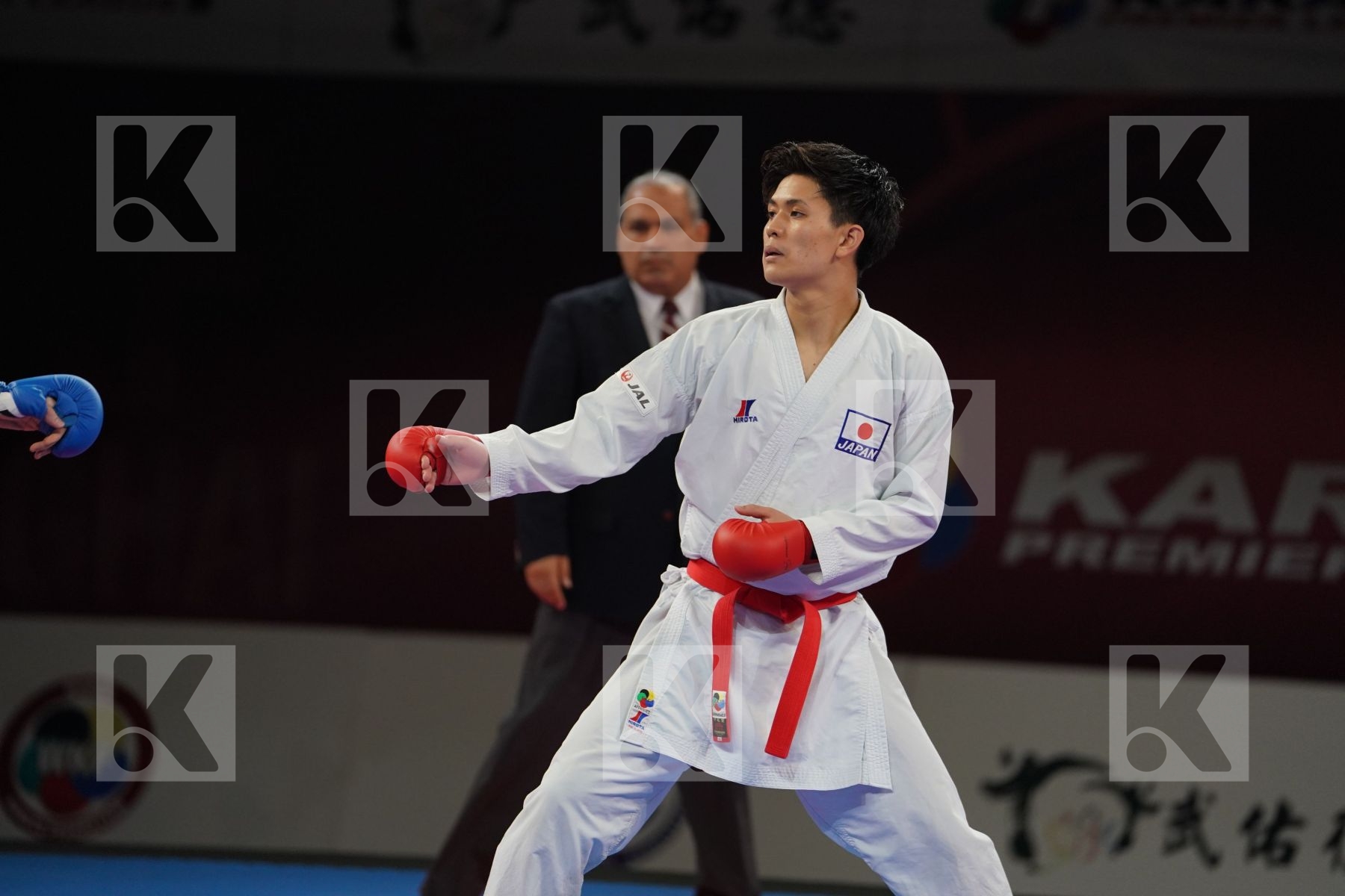 SAKIYAMA YUSEI (JAPAN) vs SCOTT THOMAS (USA) in Senior Kumite -75 Kg - Bronze bout