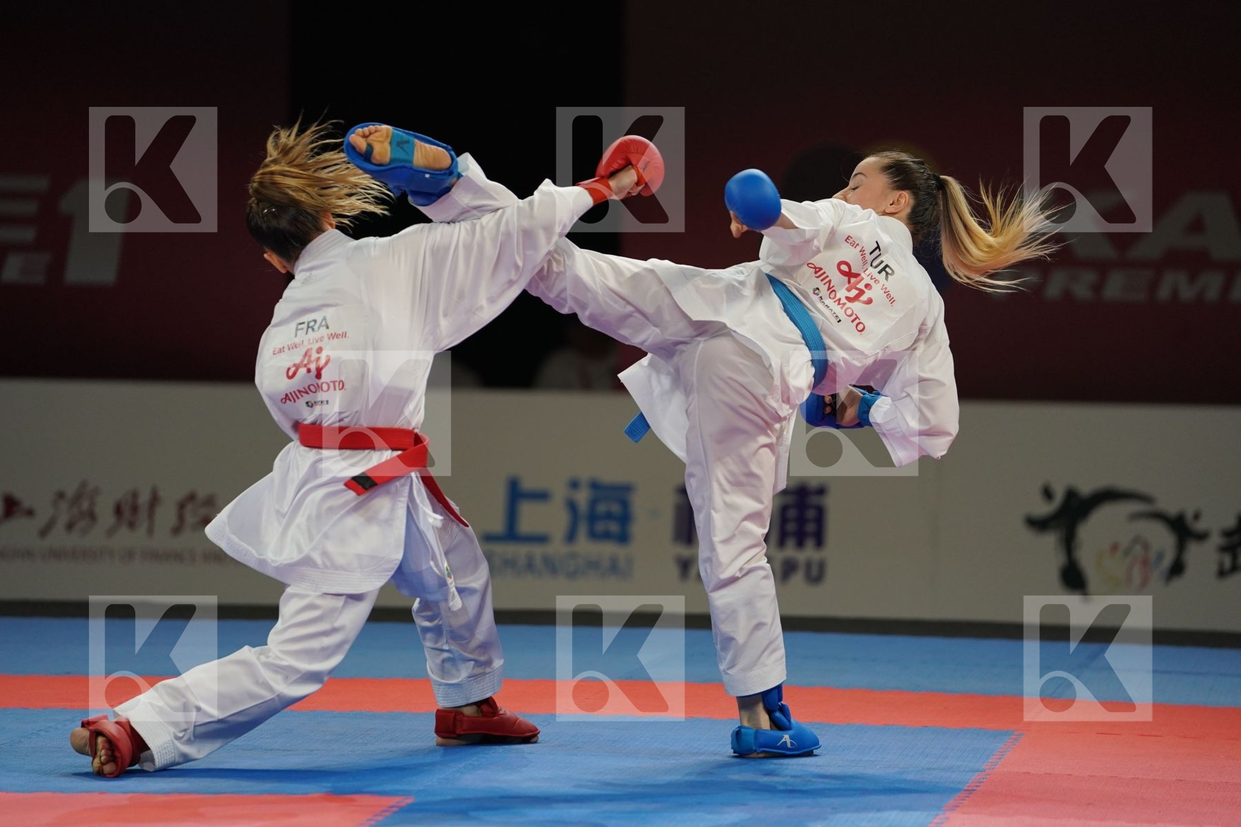 RECCHIA ALEXANDRA (FRANCE) vs OZCELIK ARAPOGLU SERAP (TURKEY) in Senior Kumite -50 Kg - Gold bout