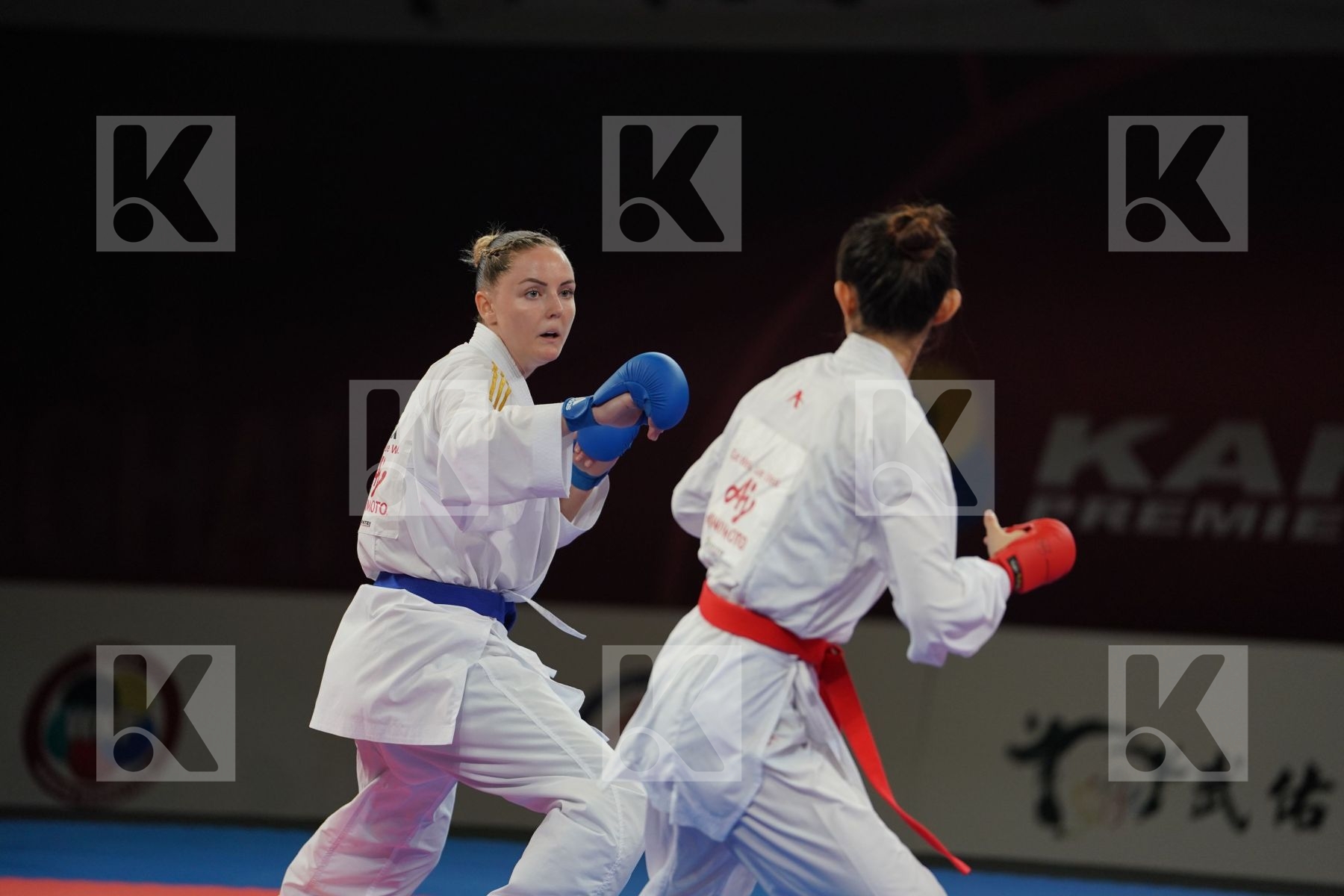 GONG LI (PEOPLES REPUBLIC OF CHINA) vs AGIER ALIZEE (FRANCE) in Senior Kumite -68 Kg - Gold bout