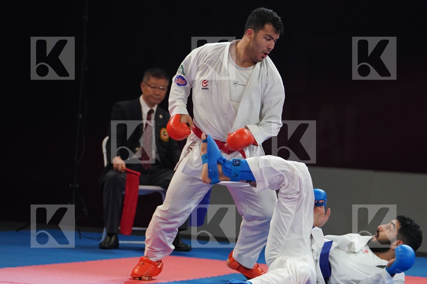GANJZADEH SAJAD (ISLAMIC REPUBLIC OF IRAN) vs ABAZARI SALEH (ISLAMIC REPUBLIC OF IRAN) in Senior Kumite 84+ Kg - Gold bout