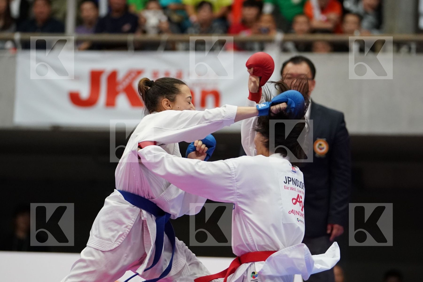 YAMADA SARA (JAPAN) VS OUIHADDADENE SABRINA (FRANCE) in Senior Kumite -55 Kg - Bronze bout