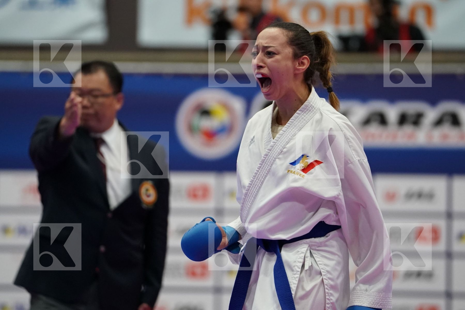 YAMADA SARA (JAPAN) VS OUIHADDADENE SABRINA (FRANCE) in Senior Kumite -55 Kg - Bronze bout