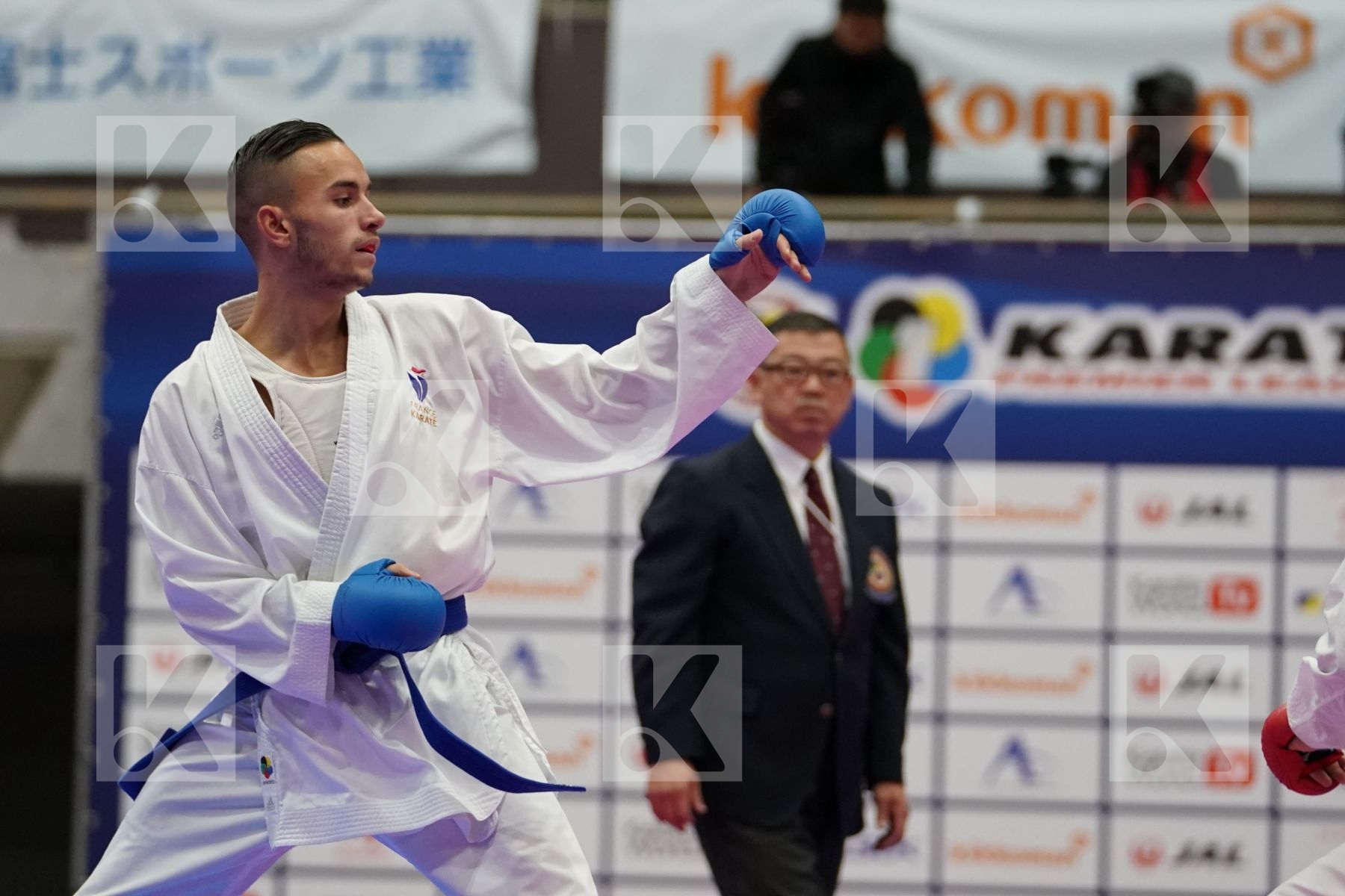UZAKOV IKBOLJON (UZBEKISTAN) VS DACOSTA STEVEN (FRANCE) in Senior Kumite -67 Kg - Bronze bout