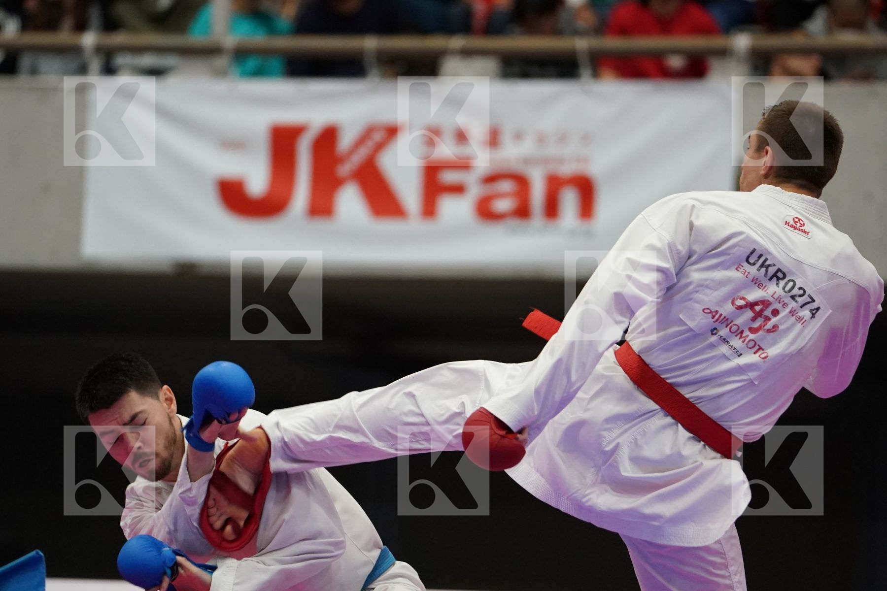 CHOBOTAR VALERII (UKRAINE) VS CHIKHMAREV IGOR (KAZAKHSTAN) in Senior Kumite Ð 84 Kg - Bronze bout