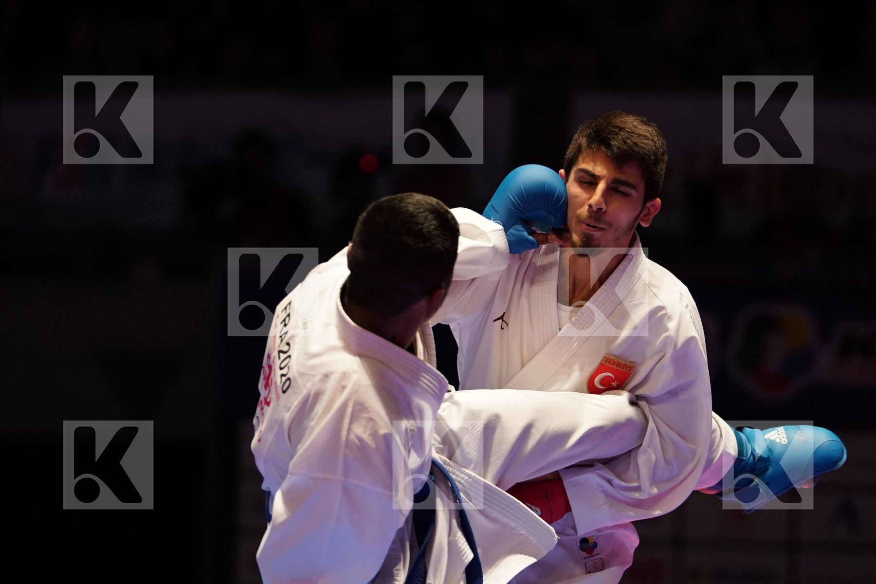 SAMDAN ERAY (TURKEY) VS KANAGASINGAM KAJITH (FRANCE) in Senior Kumite -60 Kg - Gold bout