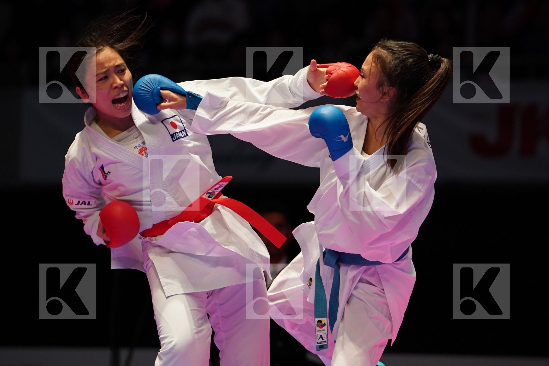 NAKAMURA SHIORI (JAPAN) VS ZAKHAROVA SABINA (KAZAKHSTAN) in Senior Kumite -55 Kg - Gold bout