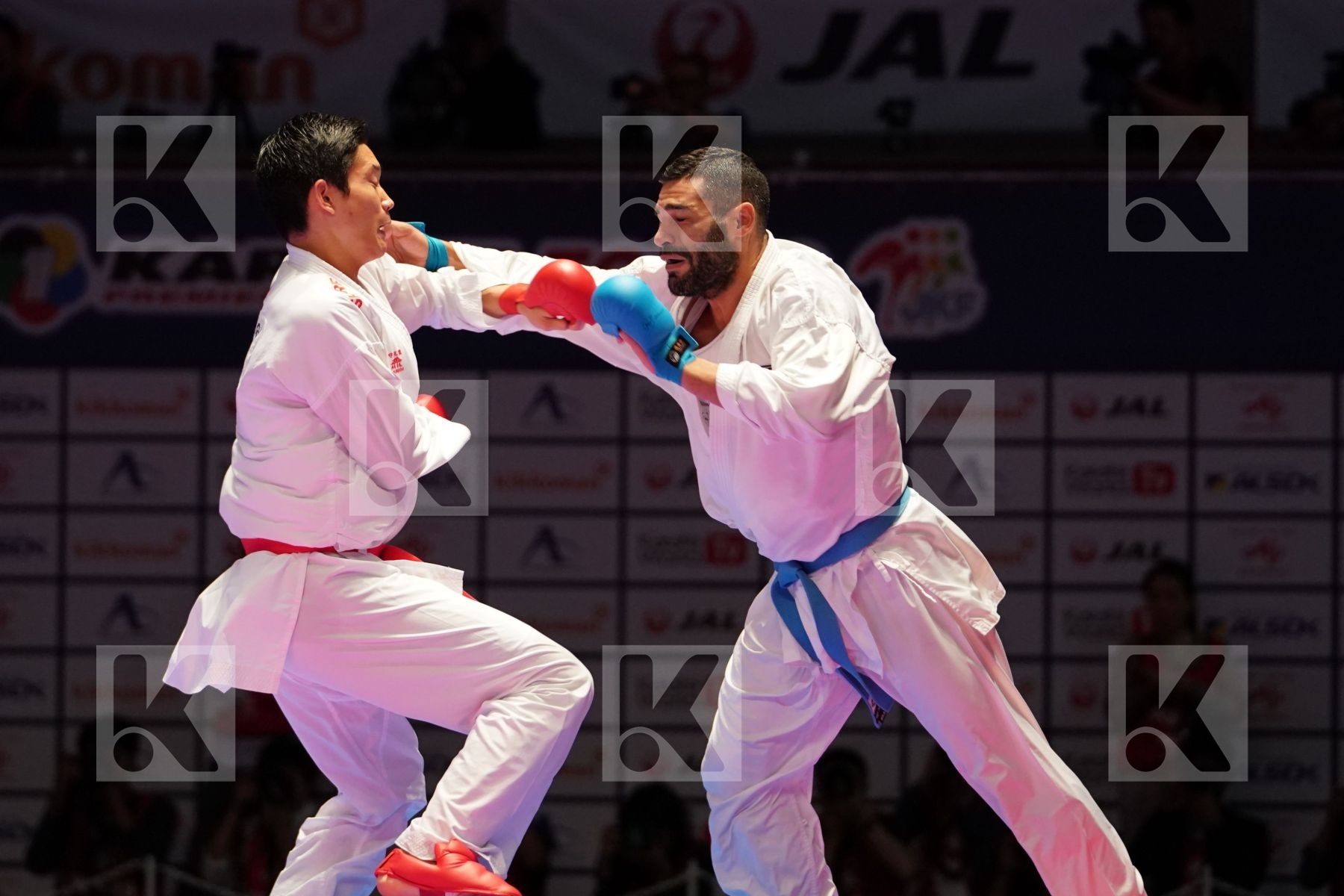 MORI YUTA (JAPAN) VS BUSA LUIGI (ITALY) in Senior Kumite Ð 75 Kg - Gold bout