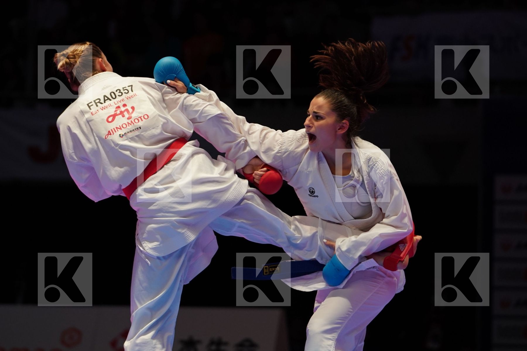 AGIER ALIZEE (FRANCE) VS QUIRICI ELENA (SWITZERLAND) in Senior Kumite Ð 68 Kg - Gold bout