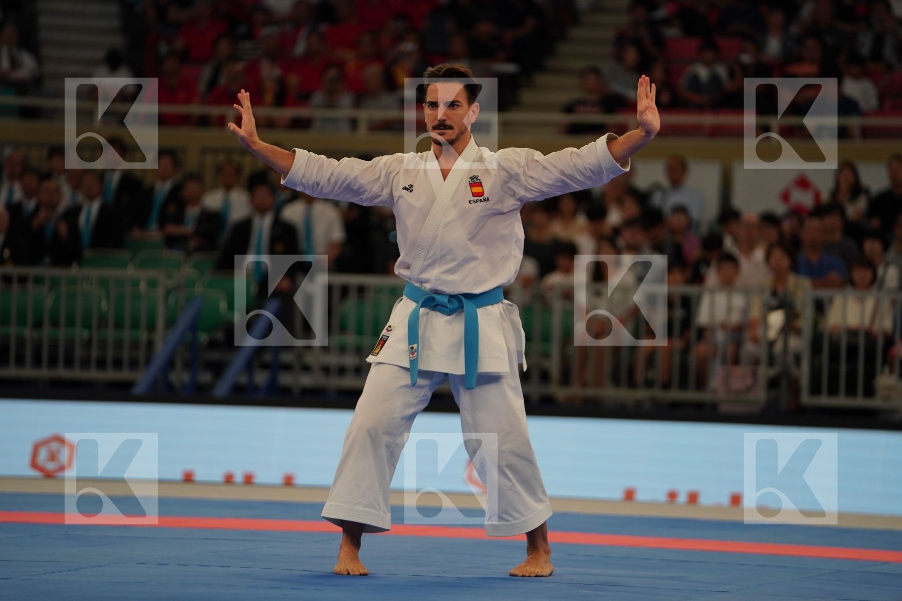 QUINTERO DAMIAN (SPAIN) in Senior Male Kata - Bronze bout