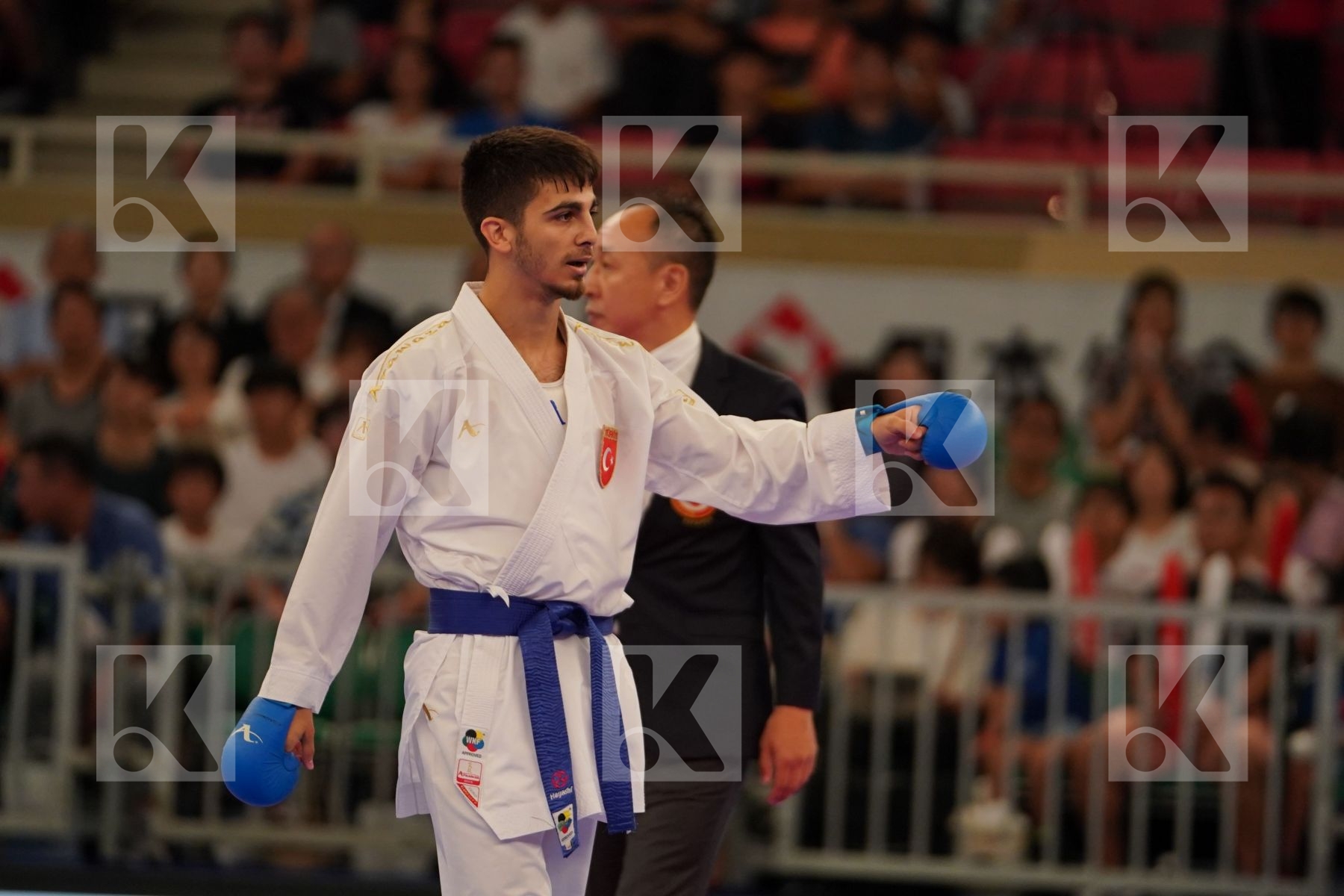 DULOVIC NENAD (MONTENEGRO) vs SAMDAN ERAY (TURKEY) in Senior Kumite -60 Kg - Bronze bout