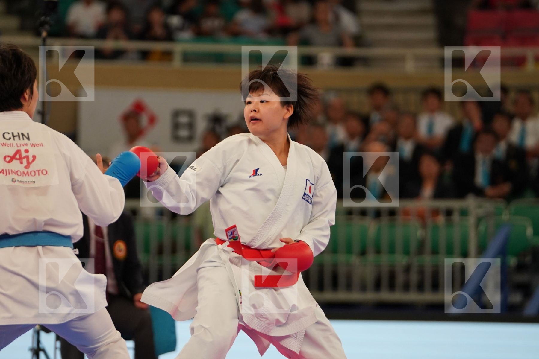 SUZUKI MAYA (JAPAN) vs YIN XIAOYAN (CHINA) in Senior Kumite -61 Kg - Bronze bout