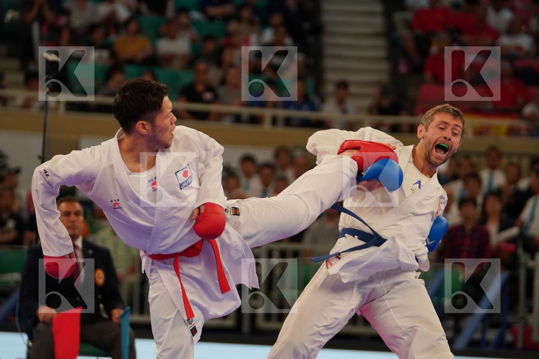 ANDO DAIKI (JAPAN) vs ARKANIA GOGITA (GEORGIA) in Senior Kumite 84+ Kg - Bronze bout