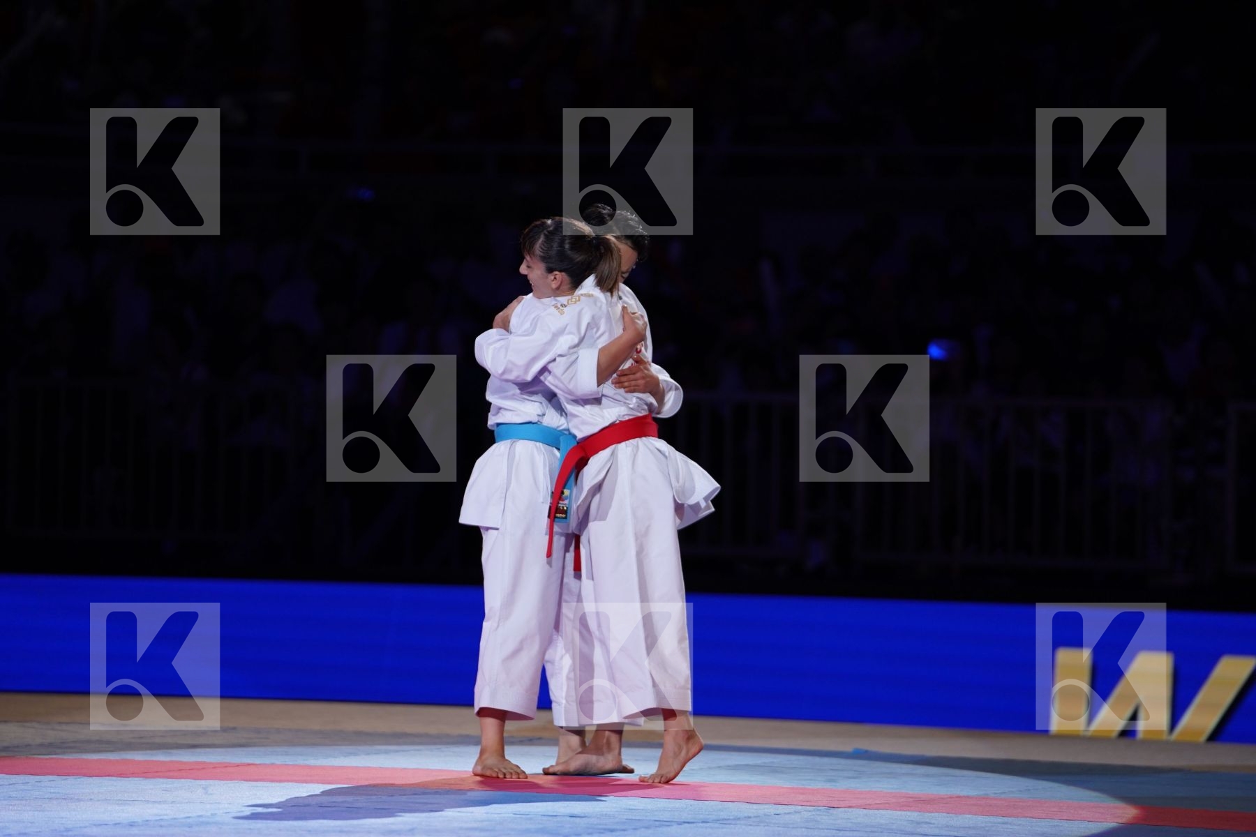SHIMIZU KIYOU (JAPAN) in Senior Female Kata - Gold bout