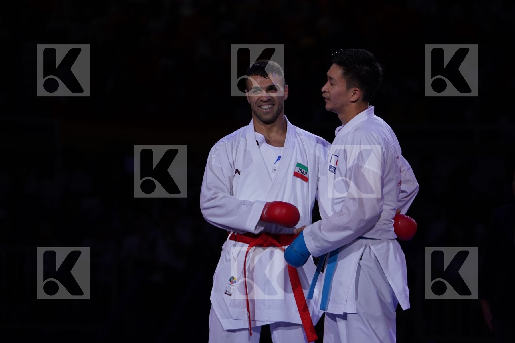 POORSHAB ZABIHOLLAH (IRAN) vs ARAGA RYUTARO (JAPAN) in Senior Kumite -84 Kg - Gold bout