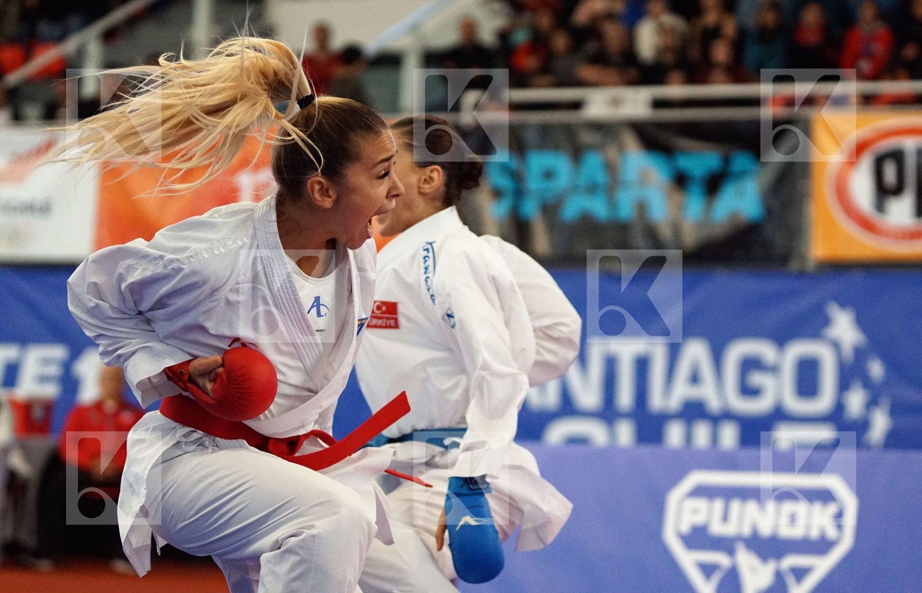 TERLIUGA ANZHELIKA (UKRAINE) vs YAKAN TUBA  (TURKEY) in Senior Kumite -55 Kg - Gold bout