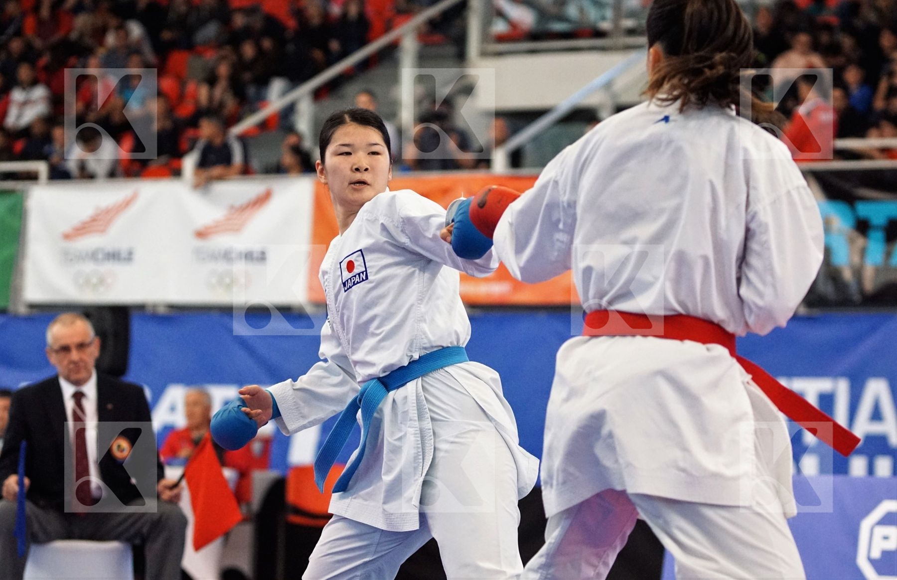 HOCAOGLU MELTEM (TURKEY) vs SAITO AYAKA (JAPAN) in Senior Kumite 68+ Kg - Gold bout