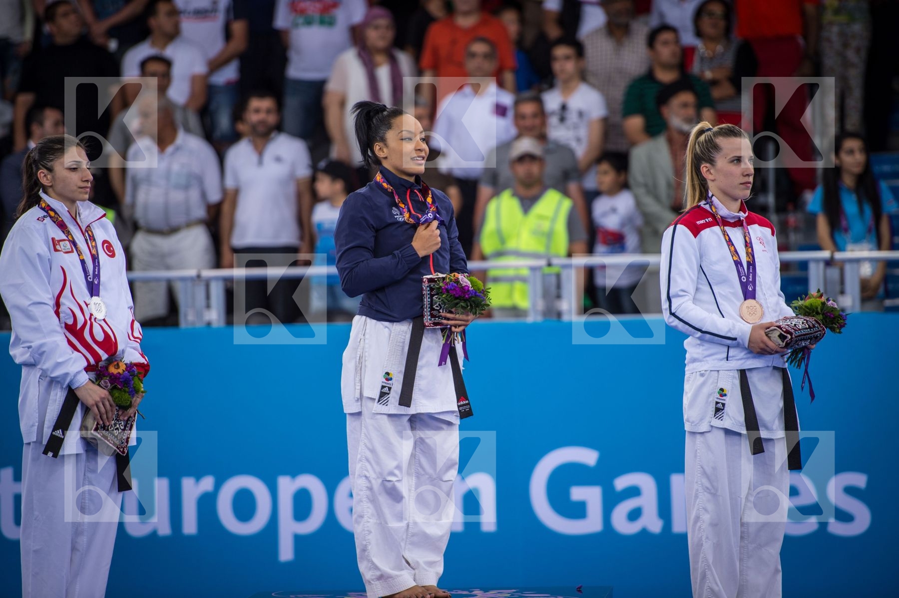 -61 kg Coban Merve Croatia finals France Ignace Lucie kumite Len
