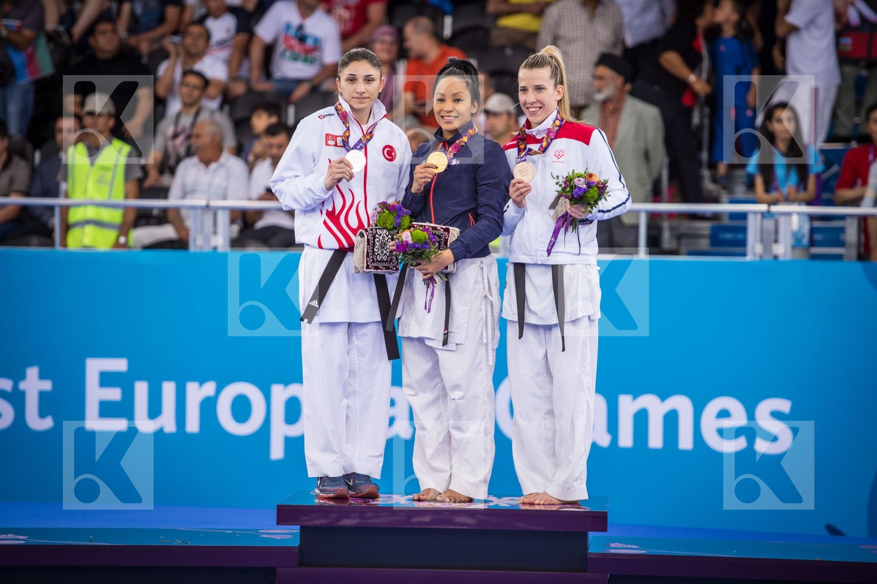 -61 kg Coban Merve Croatia finals France Ignace Lucie kumite Len