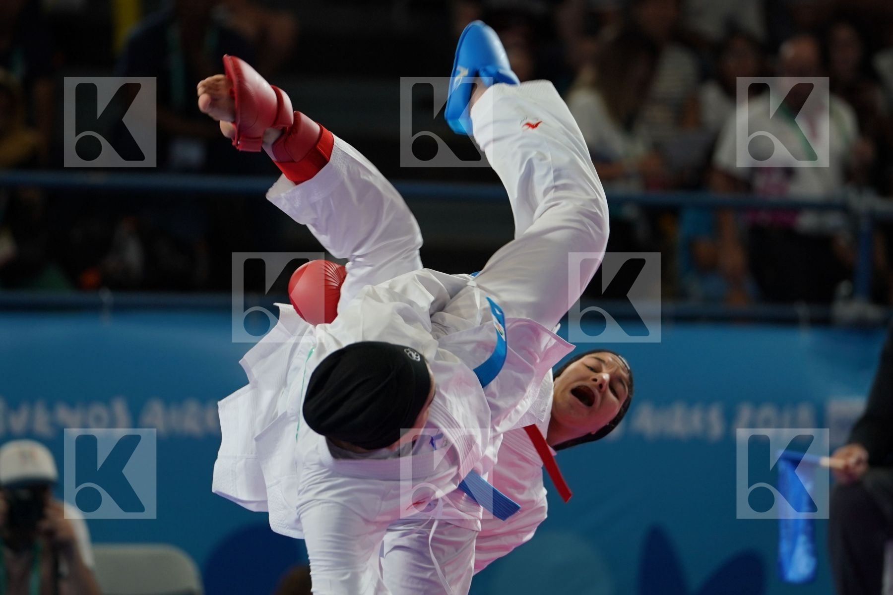 YASMIN NASR (EGYPT) vs FATEMEH KONAKDARTARSI (IRAN) in Junior Kumite Female -53Kg - Semifinal