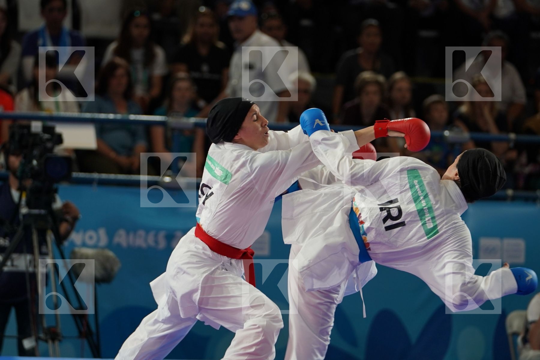 YASMIN NASR (EGYPT) vs FATEMEH KONAKDARTARSI (IRAN) in Junior Kumite Female -53Kg - Semifinal
