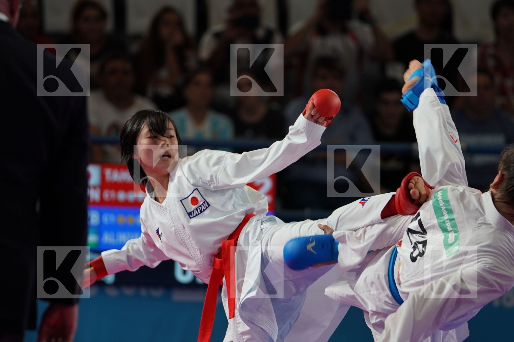 RINKA TAHATA (JAPAN) vs DILDORA ALIKULOV (UZBEKISTAN) in Junior Kumite Female -53Kg - Semifinal