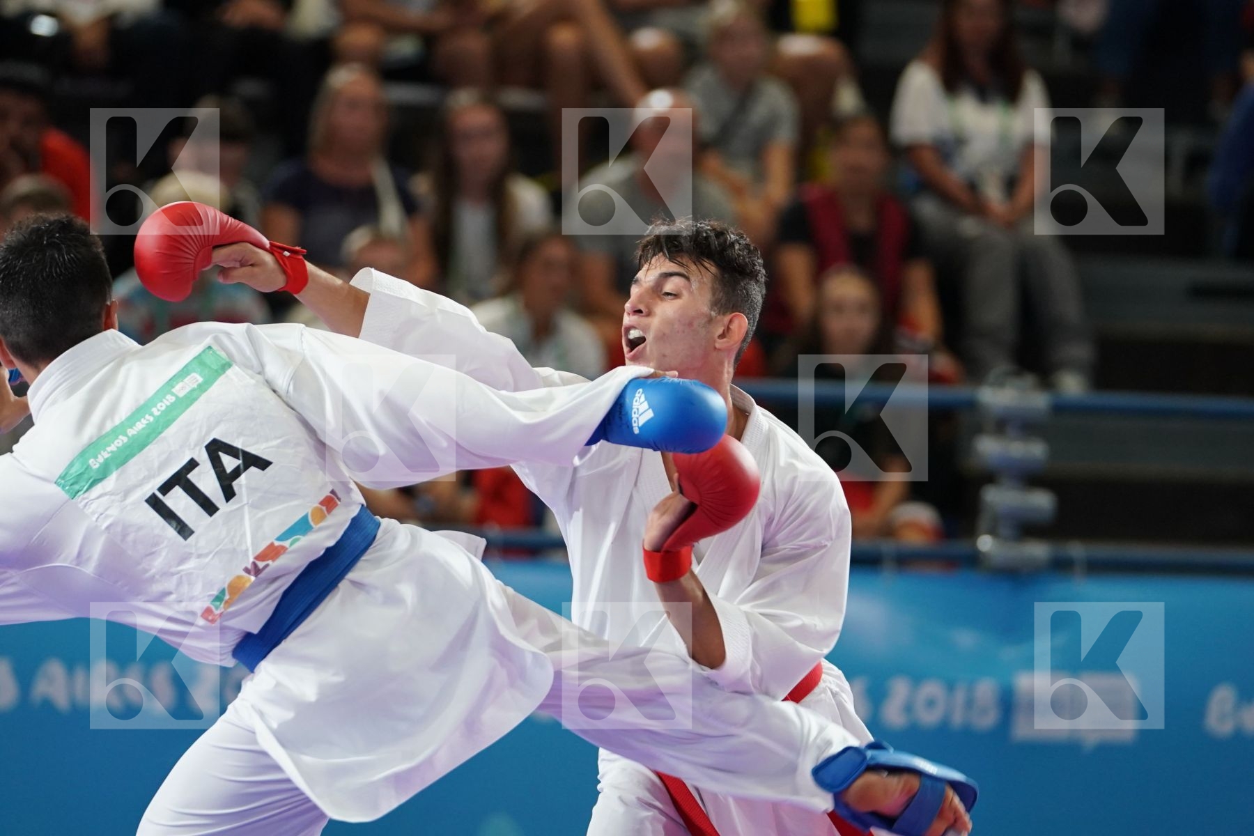 YASSINE SEKOURI (MOROCCO) vs ROSARIO RUGGIERO (ITALY) in Junior Kumite Male Ð 68 Kg - Semifinal