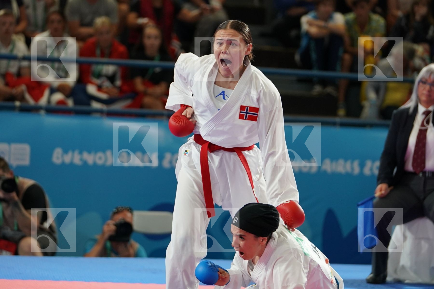 ANNIKA SAELID (NORWAY) vs NEGIN ALTOONI (IRAN) in Junior Kumite Female 59+ Kg - Semifinal
