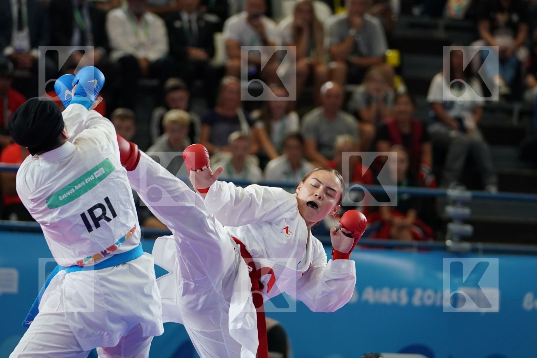 ANNIKA SAELID (NORWAY) vs NEGIN ALTOONI (IRAN) in Junior Kumite Female 59+ Kg - Semifinal