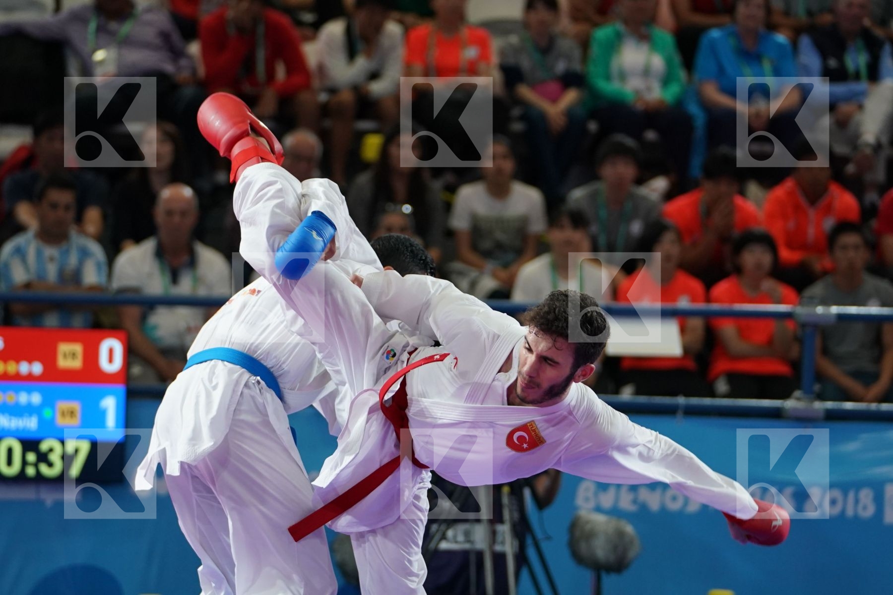 ENES BULUT (TURKEY) vs NAVID MOHAMMADI (IRAN) in Junior Kumite Male 68 + Kg - Semifinal