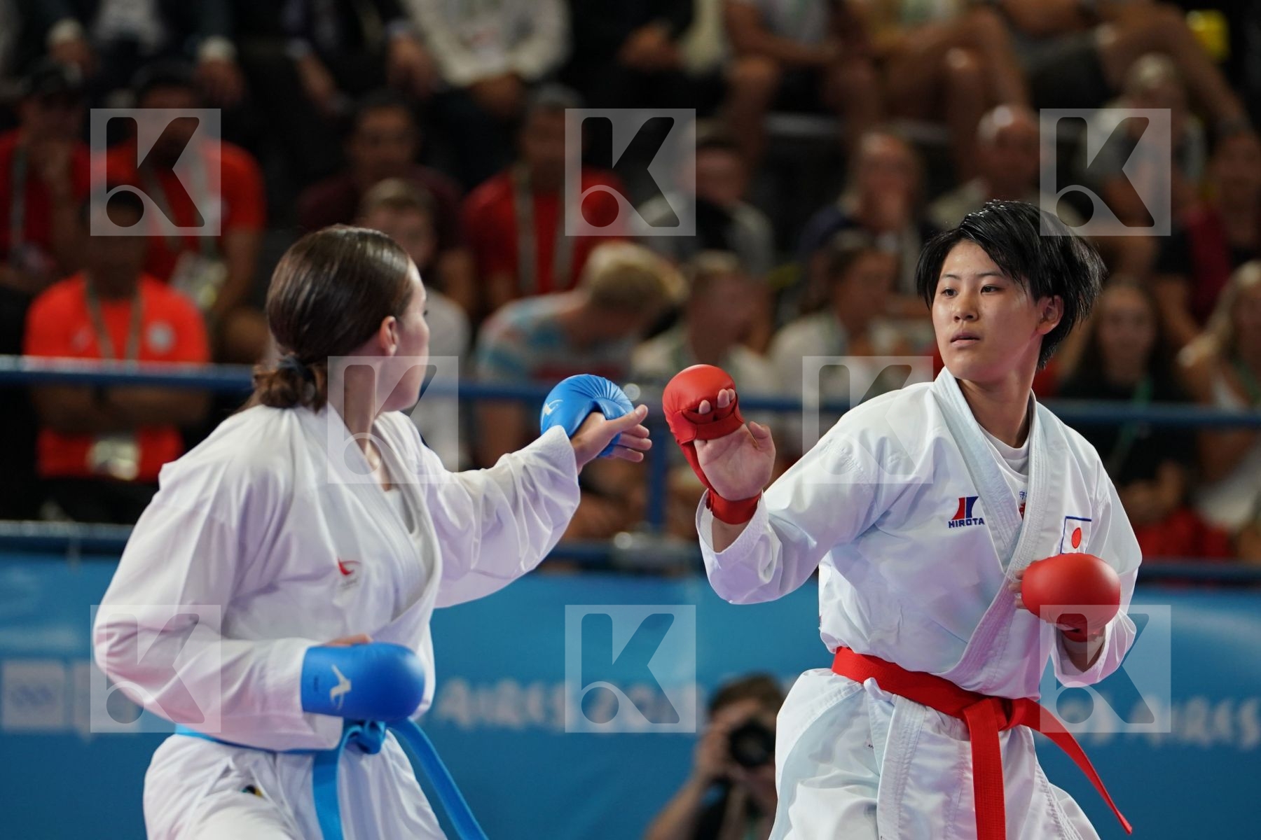 SAKURA SAWASHIMA (JAPAN) vs ANNIKA SAELID (NORWAY) in Junior Kumite Female 59+ Kg - Final bout