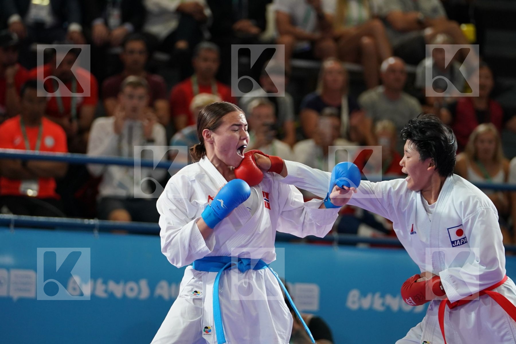 SAKURA SAWASHIMA (JAPAN) vs ANNIKA SAELID (NORWAY) in Junior Kumite Female 59+ Kg - Final bout