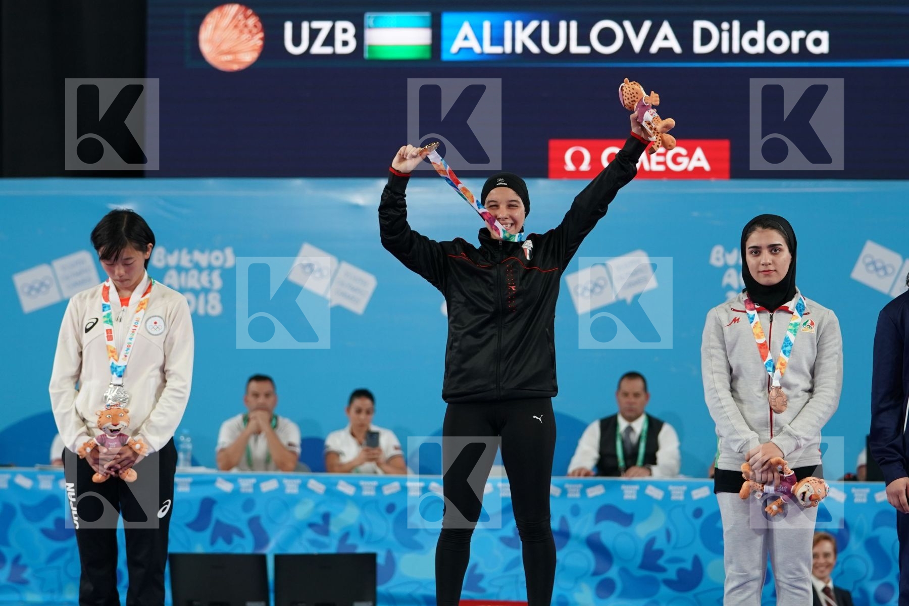 YASMIN NASR (EGYPT), RINKA TAHATA (JAPAN), FATEMEH KONAKDARTARSI (IRAN), DILDORA ALIKULOV (UZBEKISTAN) in Junior Kumite Female -53Kg - Podium ceremony