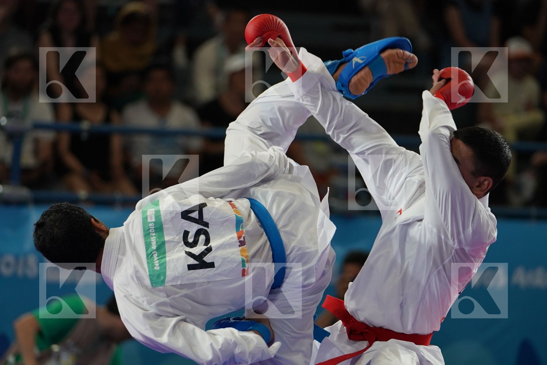 MOHAMMED ALASSIRI (SAUDI ARABIA) Vs FAHIK VESELI (FYR OF MACEDONIA) in Junior Kumite Male Ð 61 Kg - Semifinal